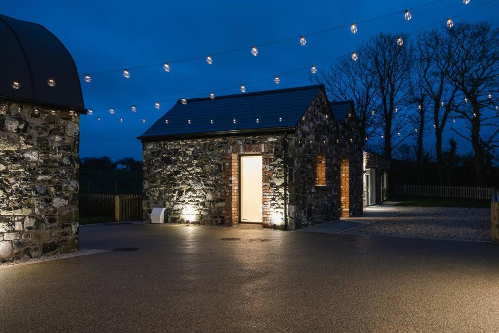 The Byre At Corrstown Village Portrush Bagian luar foto